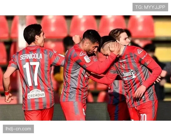 范德普特助攻榜第四 克雷莫纳前锋成球队组织核心